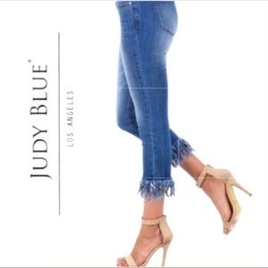 Judy Blue Los Angeles Cropped Fit Jeans Size 9/29